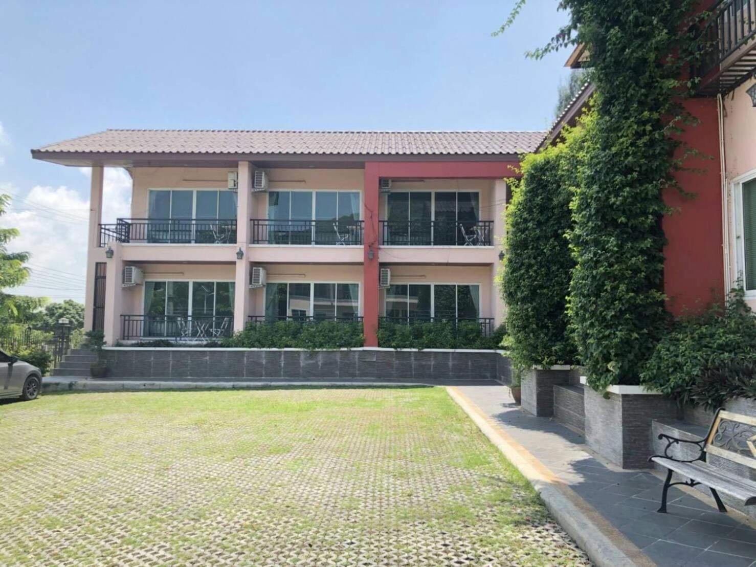 Rose Villa Hote Pak Chong Exteriér fotografie