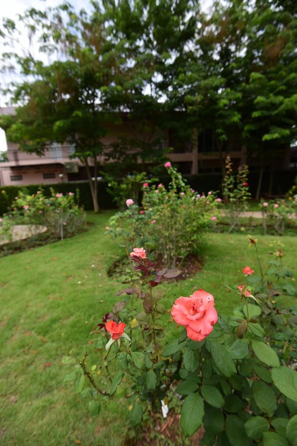 Rose Villa Hote Pak Chong Exteriér fotografie