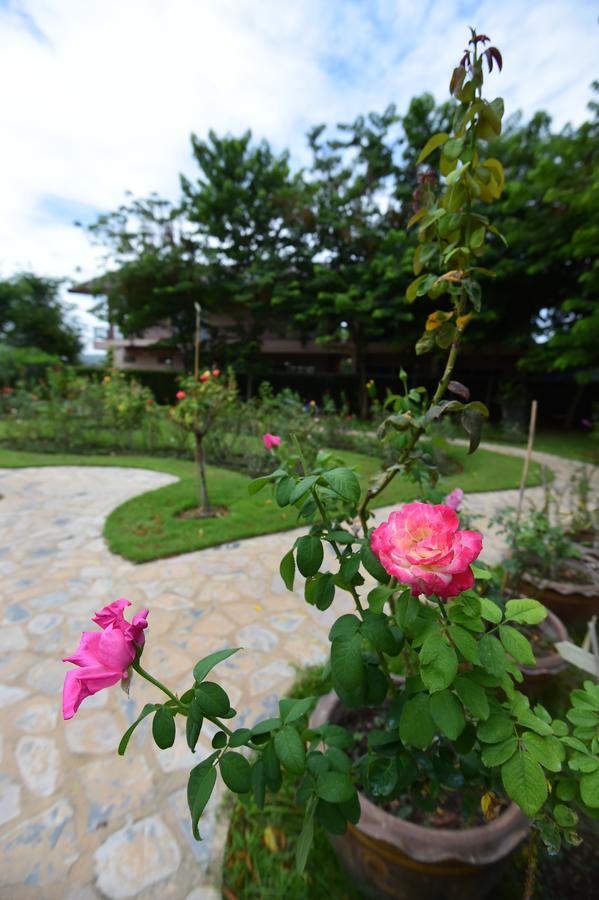 Rose Villa Hote Pak Chong Exteriér fotografie
