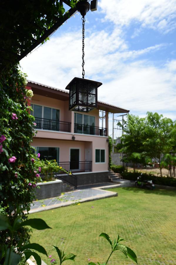 Rose Villa Hote Pak Chong Exteriér fotografie